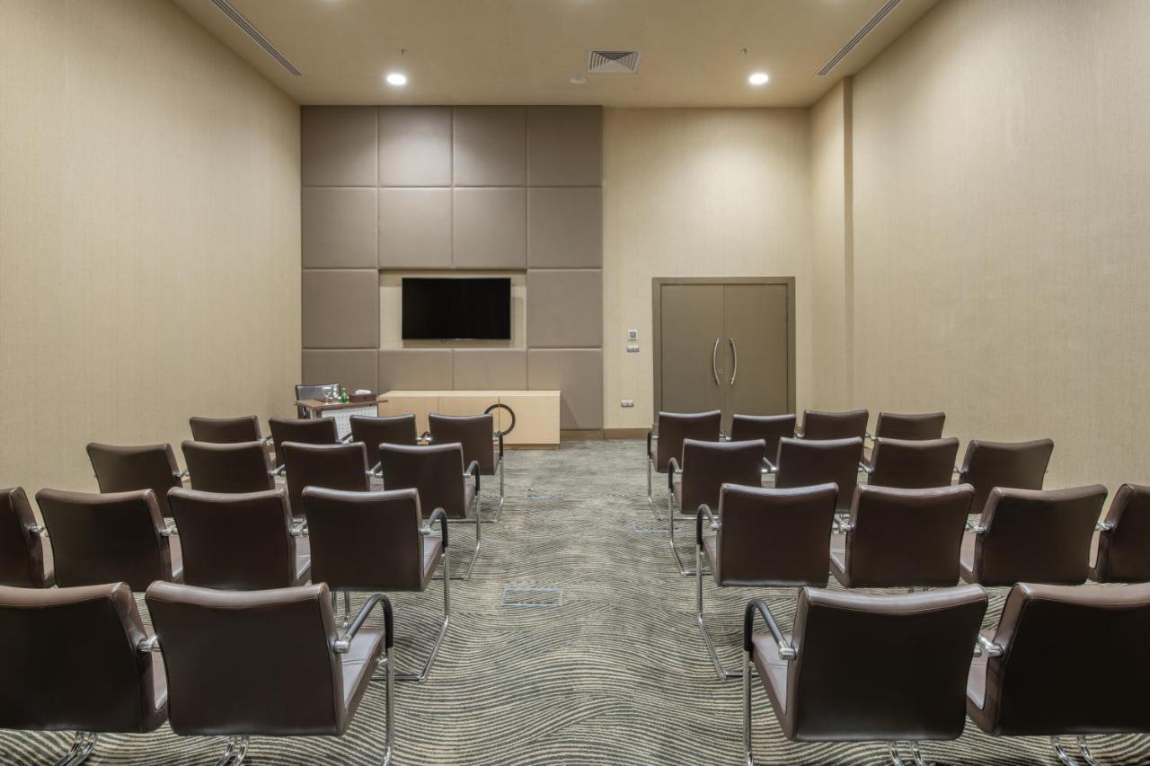 Millennium Makkah Al Naseem La La Mecca Esterno foto Meeting room