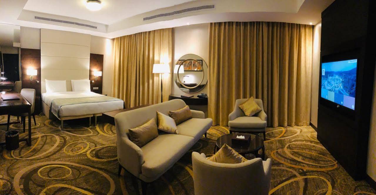 Millennium Makkah Al Naseem La La Mecca Esterno foto A room at the hotel