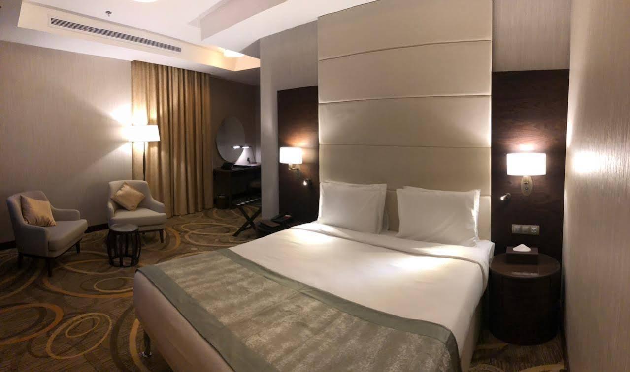 Millennium Makkah Al Naseem La La Mecca Esterno foto A room at the hotel