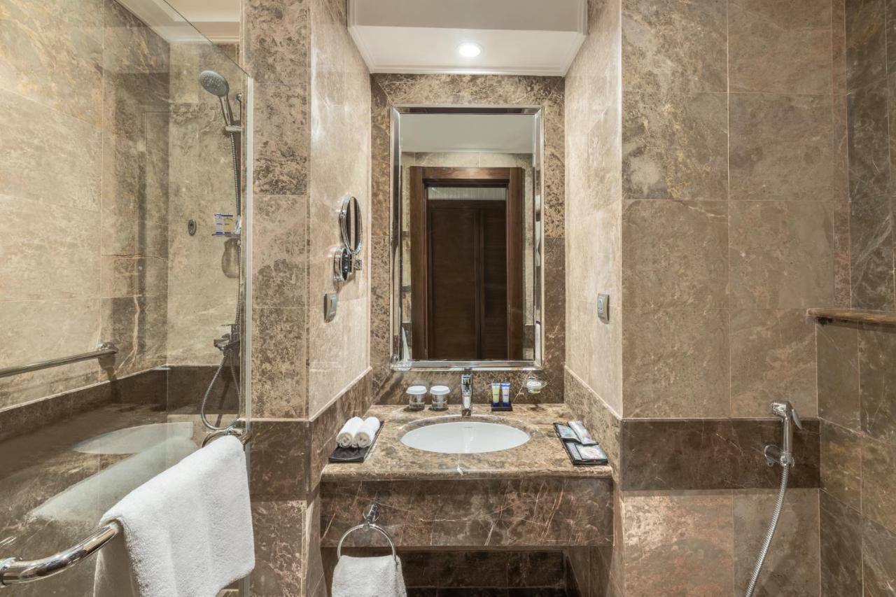 Millennium Makkah Al Naseem La La Mecca Esterno foto Bathroom